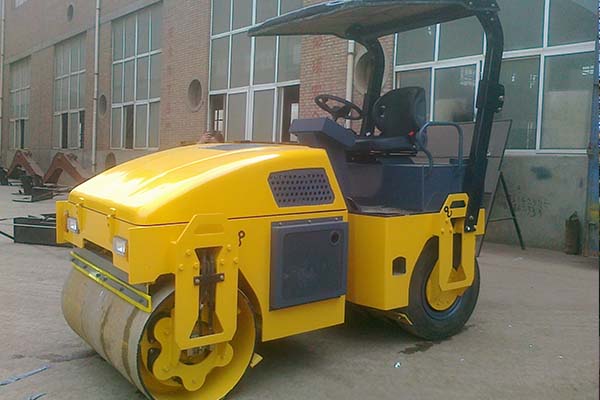 <a href='http://m.gangka.com.cn' target='_blank'>壓路機</a> <a href='http://m.gangka.com.cn' target='_blank'>壓路機</a>